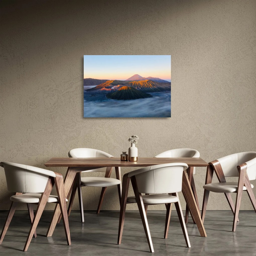 Sklenený obraz hory Bromo v Indonézii (70x50 cm)