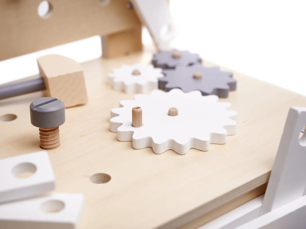 KIK Dřevěná dílna s nářadím na stole DIY set