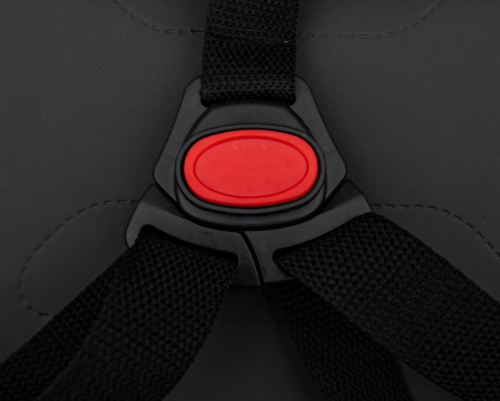 Ramiz McLaren Artur batéria pre deti Červená + pohon 4x4 + diaľkové ovládanie + pomalý štart + EVA + LED Audio