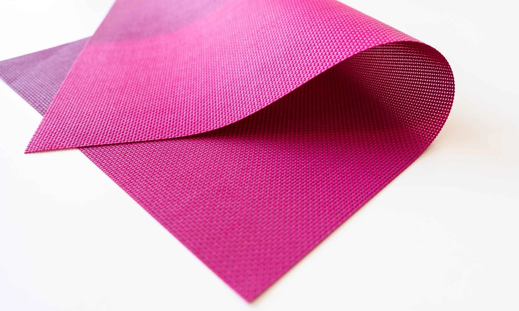 Prestieranie Deluxe 30 × 45 cm – Aida purpurová