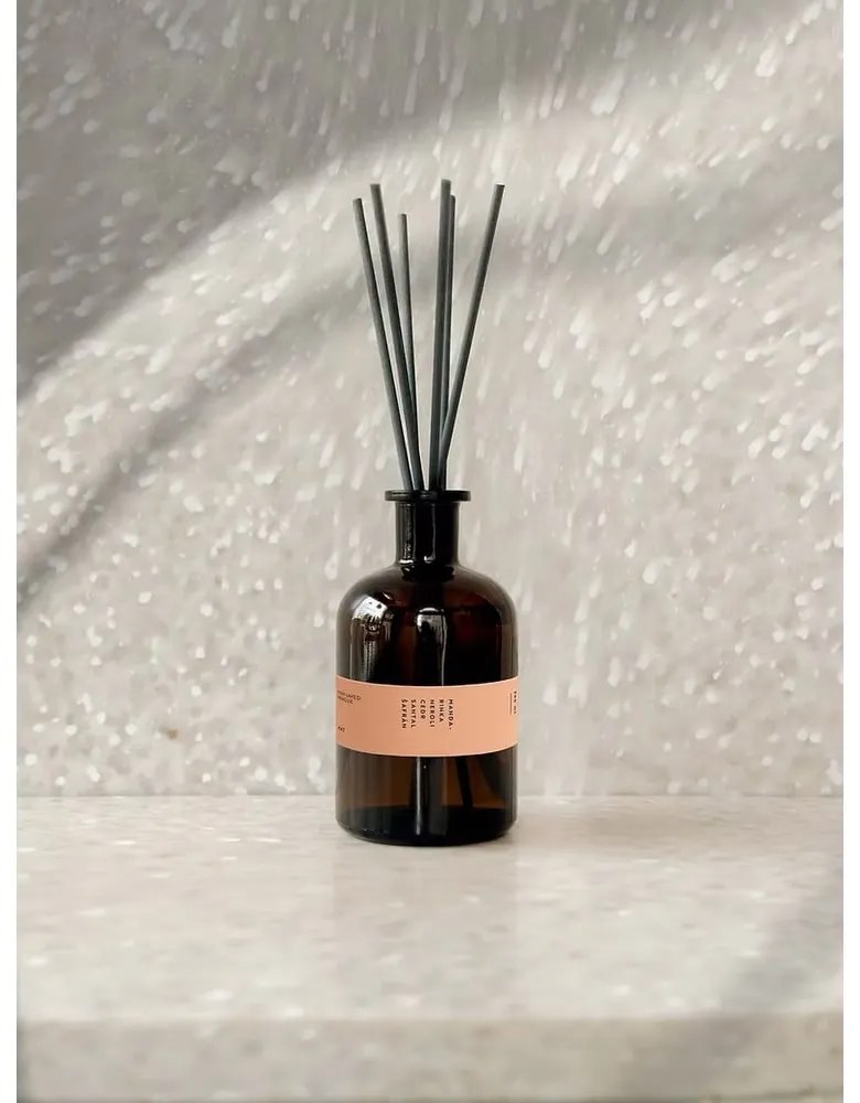 Difuzér #47 Tangerine, Neroli and Saffron – Perfumed Prague