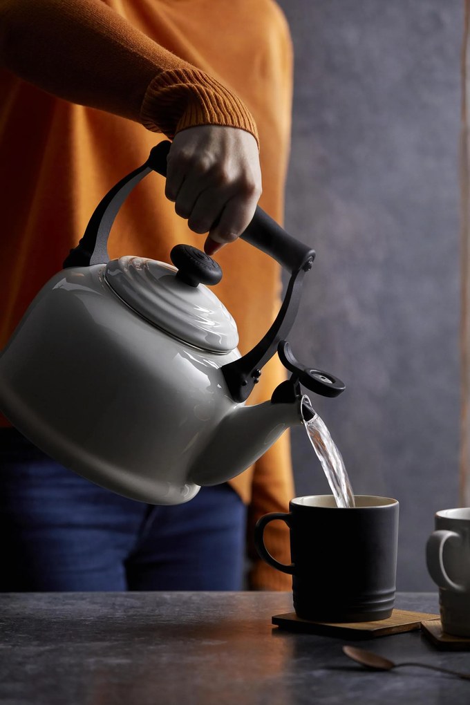 Kanvica Le Creuset 2,1 l burgundská červená