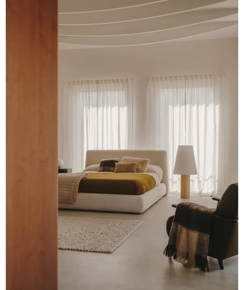 Béžová čalúnená dvojlôžková posteľ 160x200 cm Martina – Kave Home