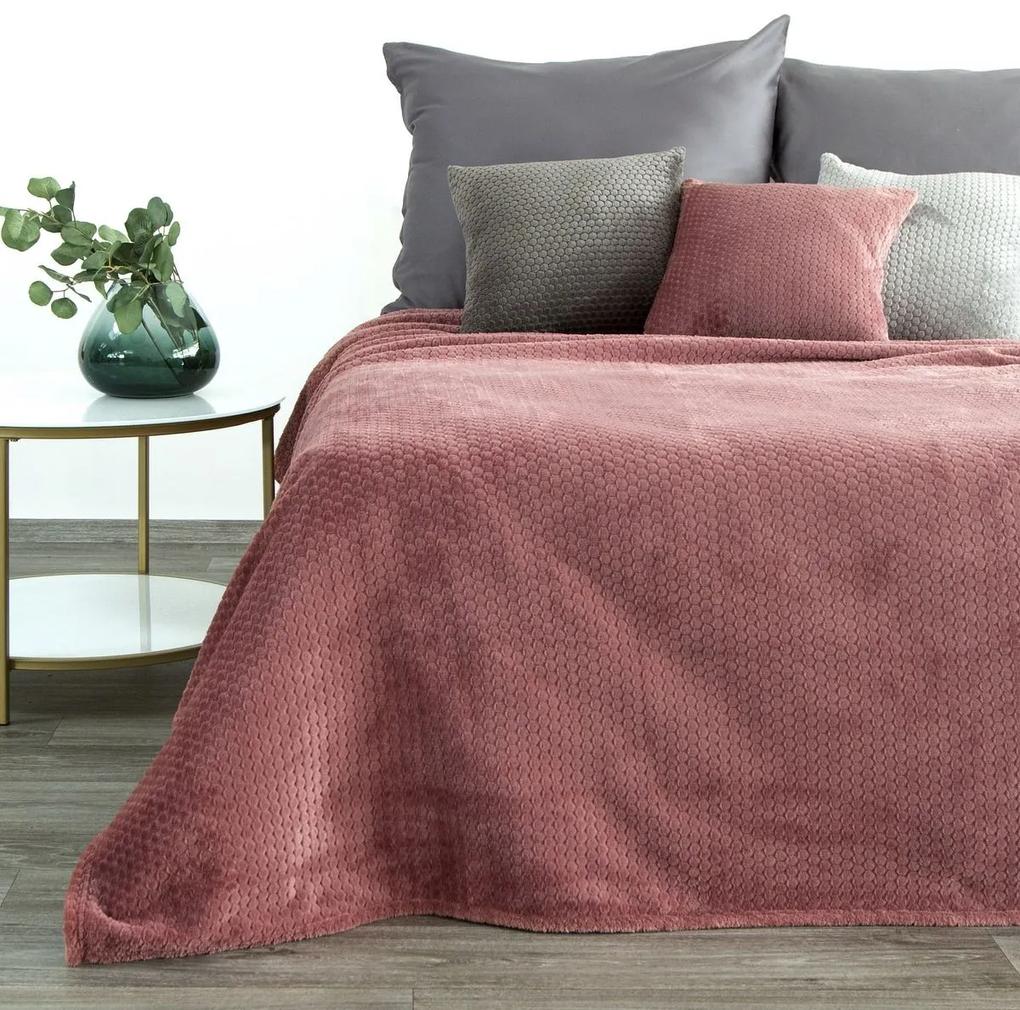 DomTextilu Moderná ružová deka s jemným reliéfnym vzorom  150 x 200 cm 44996-237772 Ružová
