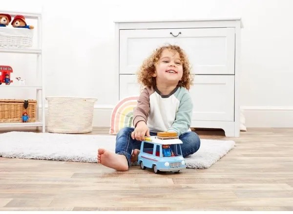 Rainbow - Paddington a maringotka Bessie