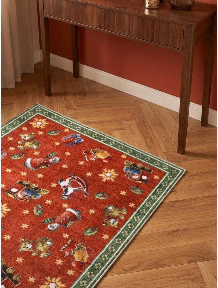 Červený/zelený behúň s vianočným motívom 80x200 cm Toy's Delight Nostalgic Noel Red Green – Villeroy&Boch