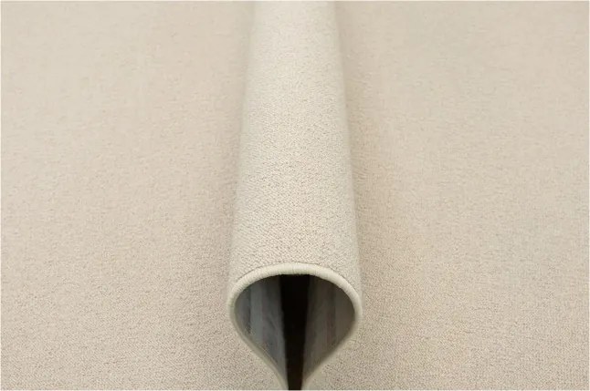 Metrážny koberec BRIXTON 64 krémový