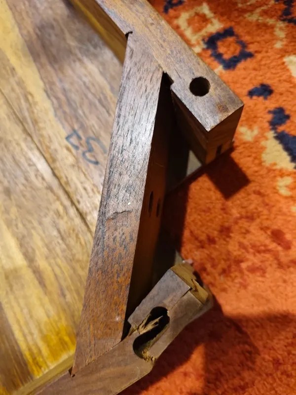 Jedálenský stôl z masívu Timber 160cm - II. Trieda