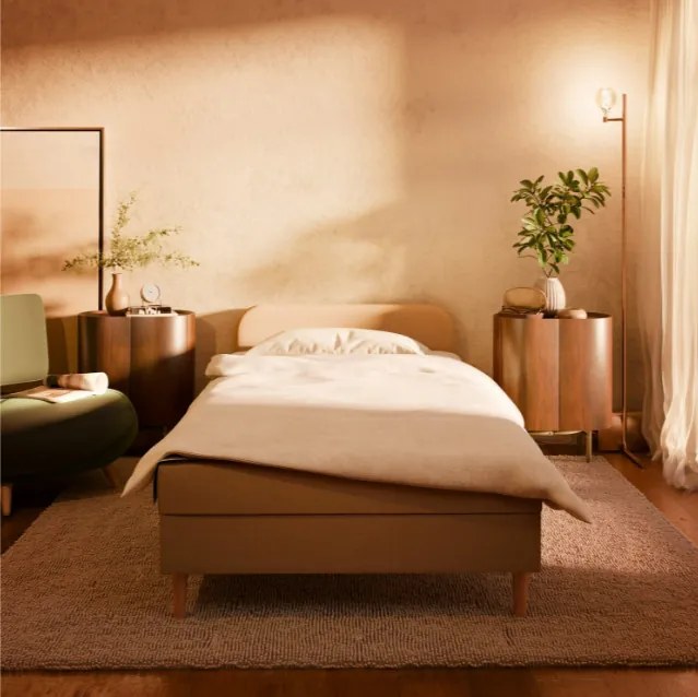 Čalúnená posteľ CASPE Velvet 80×200 cm svetlosivá