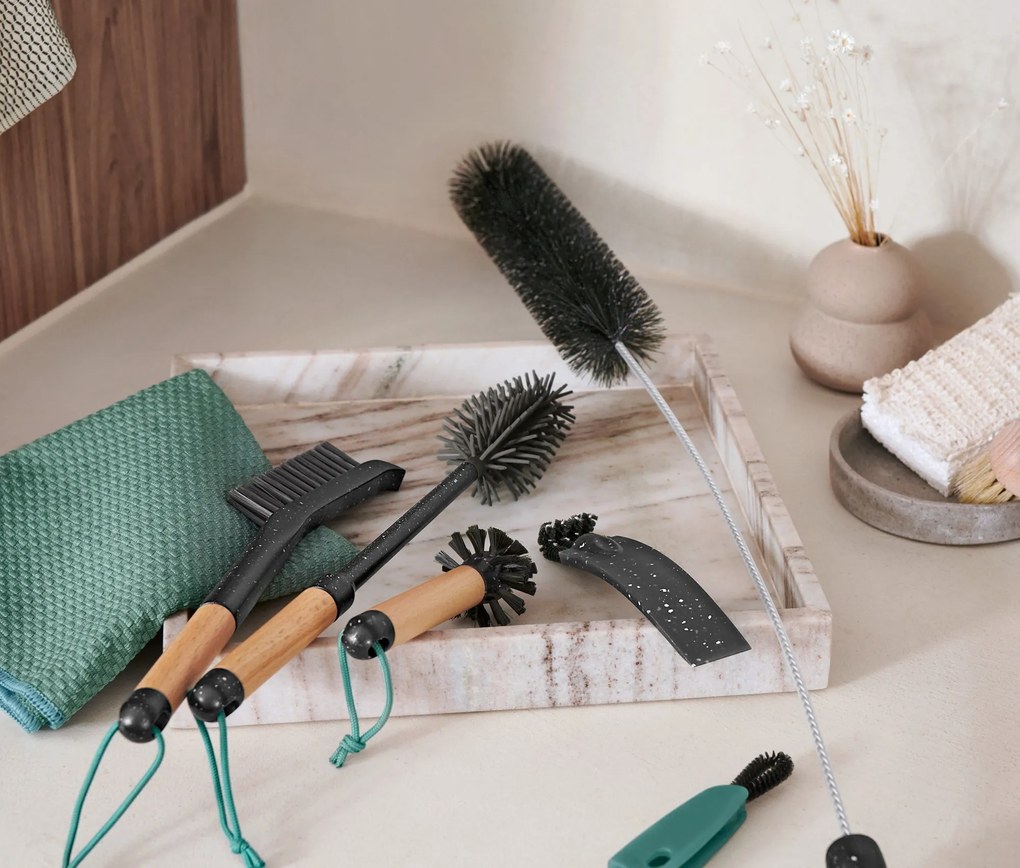 Univerzálna čistiaca kefka