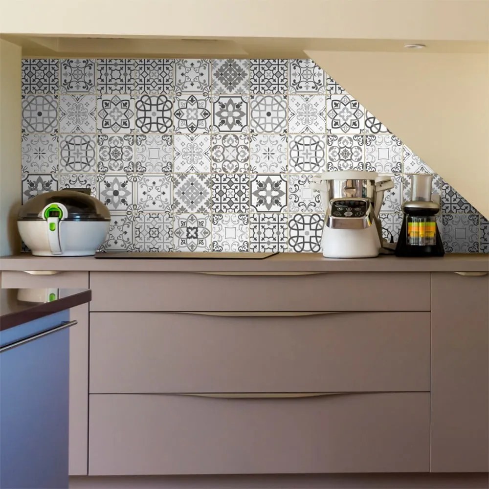 Sada 30 nástenných samolepiek Ambiance Cement Tiles Shade of Gray Bari, 10 × 10 cm