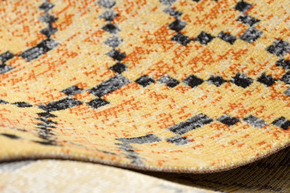 Moderný koberec MUNDO D5751 glamour outdoor oranžovo / čierny