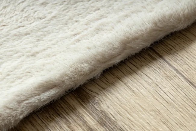 Koberec BUNNY slonia kosť