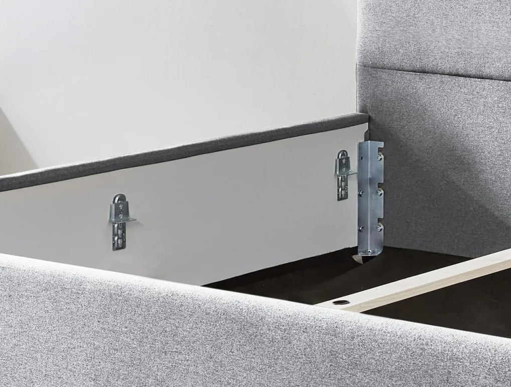 Posteľ Domango 180x200 cm, svetlo šedá látka