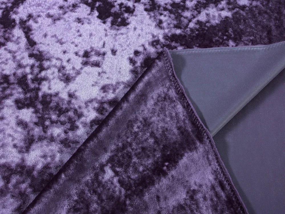 Biante Zamatový oválny obrus Diana DI-006 Tmavo fialový 100x160 cm