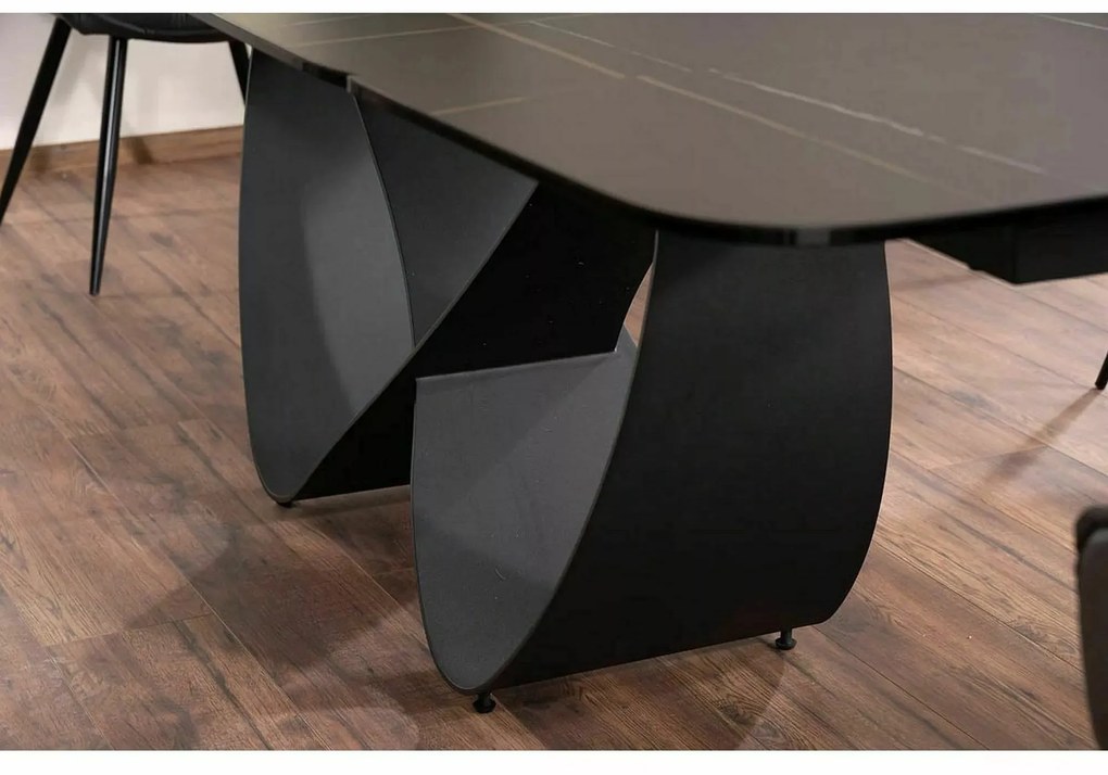 Rozkladací jedálenský stôl Infinity 160/240 cm čierny mat