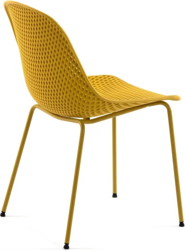 Žltá kovová záhradná stolička Quinby – Kave Home