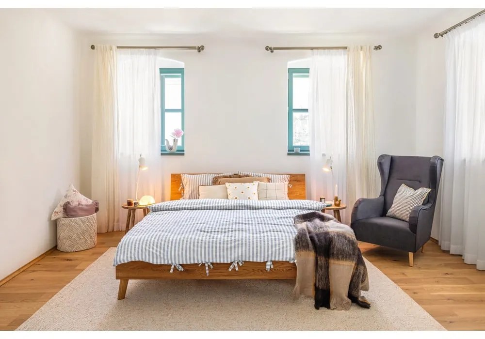 Dvojlôžková posteľ z dubového dreva 200x200 cm Greg 1 - The Beds