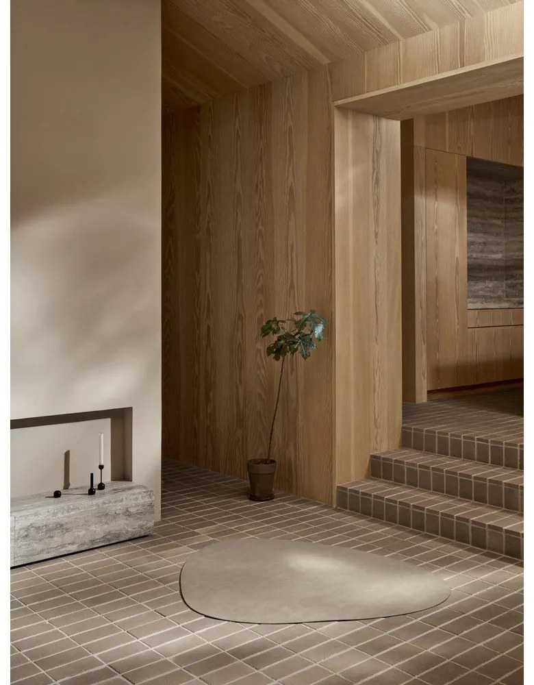 Koňakovohnedá koža Circle XXXL Bull – LIND DNA