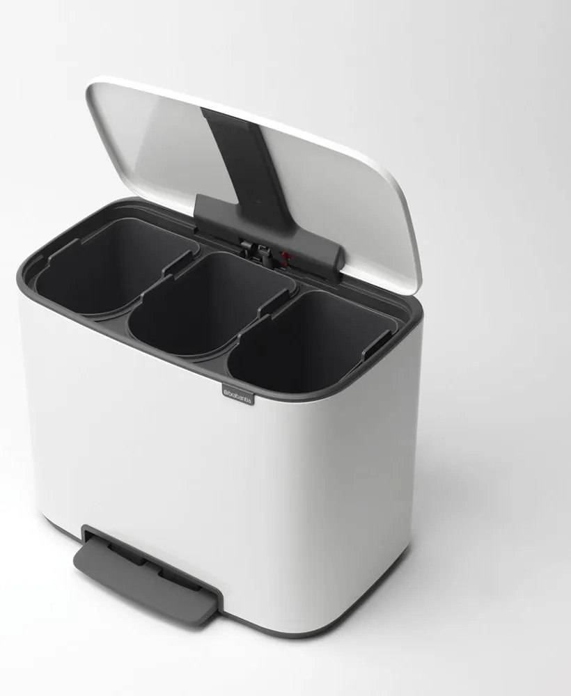 Biely nášľapný oceľový odpadkový kôš na triedený odpad 33 l Bo – Brabantia