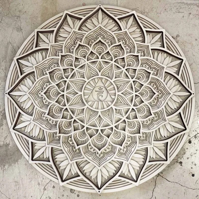 Vyrezávaná drevená 3D mandala na stenu | SENTOP PR0460