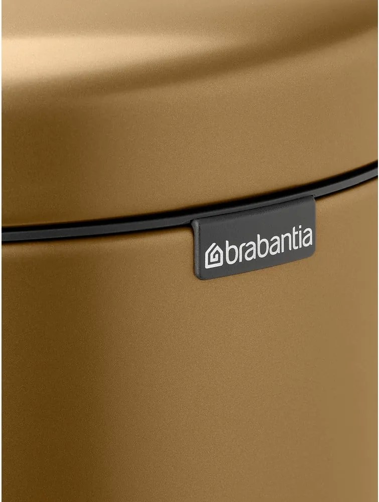 Nášľapný oceľový odpadkový kôš v mosadznej farbe 30 l NewIcon – Brabantia
