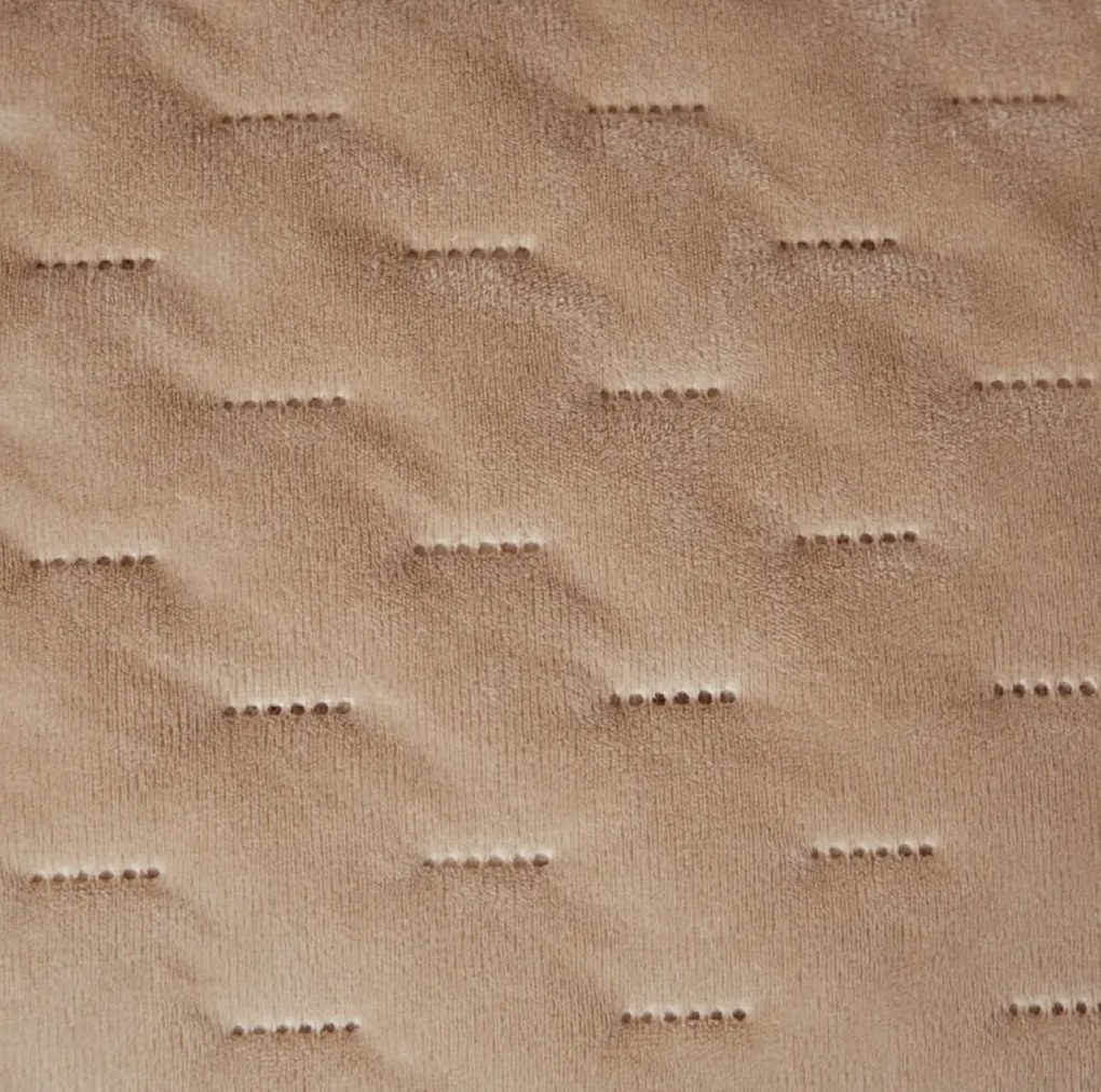 Zamatový prehoz na posteľ ASTRALIA, tmavobéžový Rozmer: 200 x 220 cm