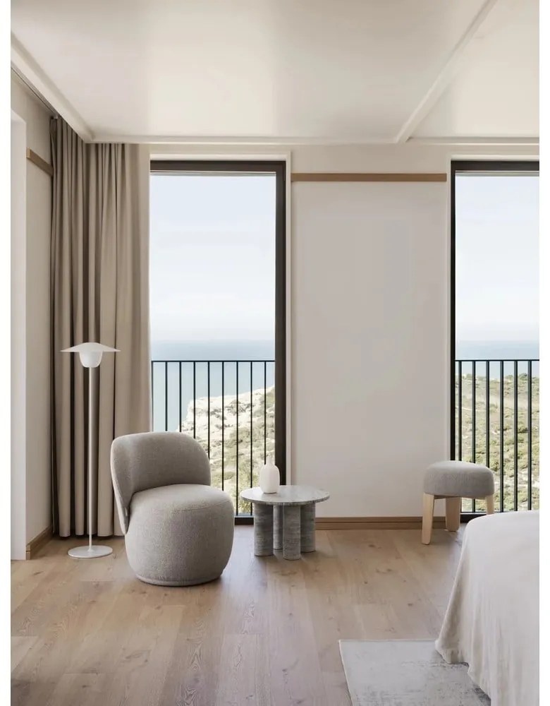 Kamenný okrúhly odkladací stolík ø 52 cm Volos – Blomus