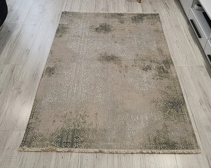 HU Béžovo-zelený orientálny koberec Banco 1030-GREEN Rozmer: 75x150 cm