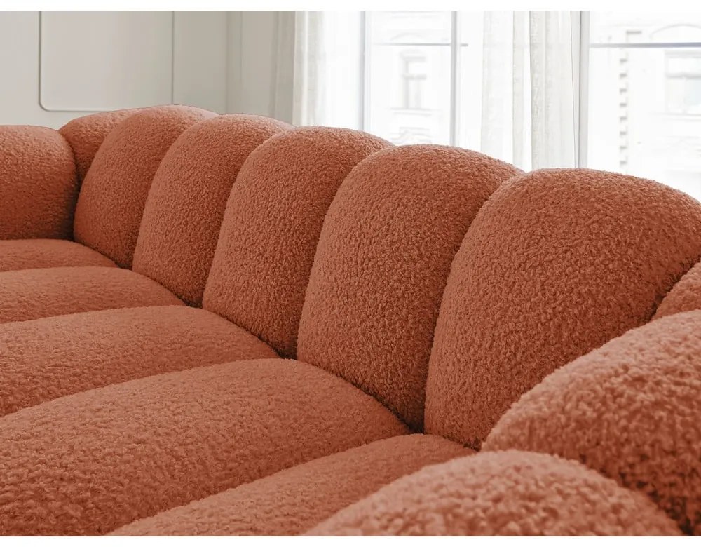 Pohovka z textílie buklé v tehlovej farbe 232 cm Hippolyte – Bobochic Paris