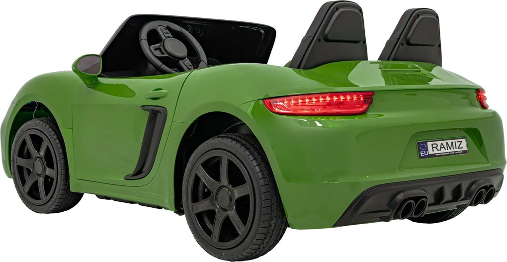 Ramiz Vozidlo Perfecta lakované na zeleno