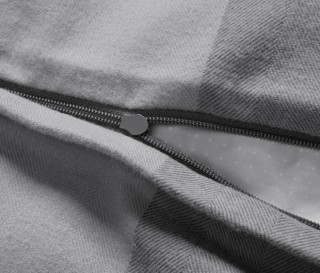 Posteľná bielizeň z luxusného flanelu, so sivými prúžkami, štandardná veľkosť