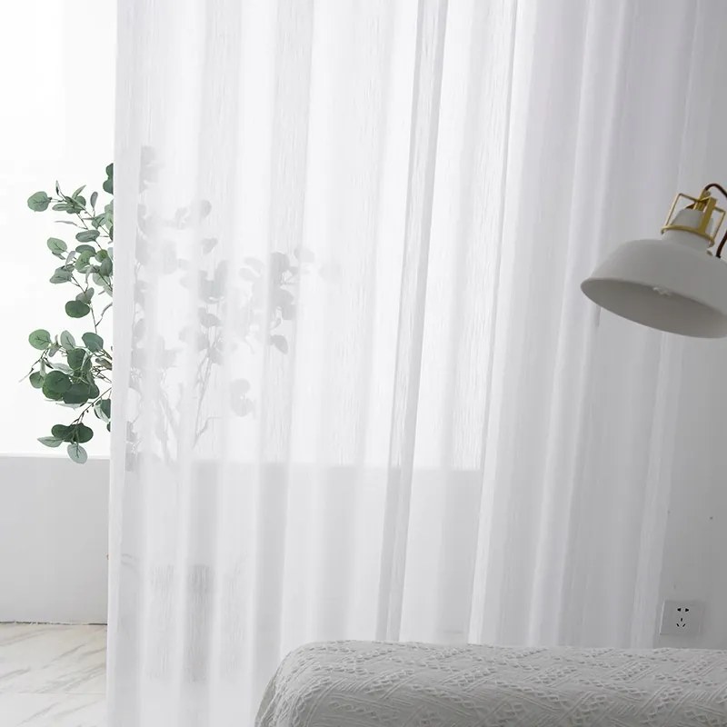 Dekorstudio Biela záclona Mramor s pokrčeným vzhľadom - vlastný rozmer Uchytenie závesu: Dekoračné krúžky strieborné, Šírka záclony: 150cm