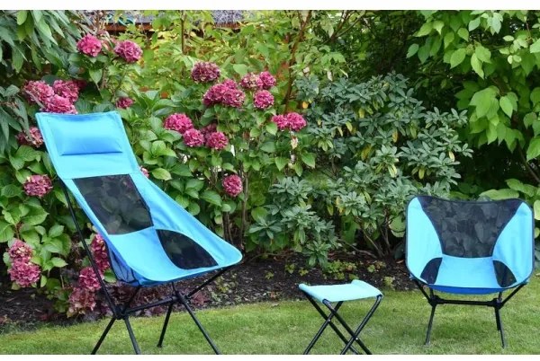 Skladacia kempingová stolička modrá 63 cm