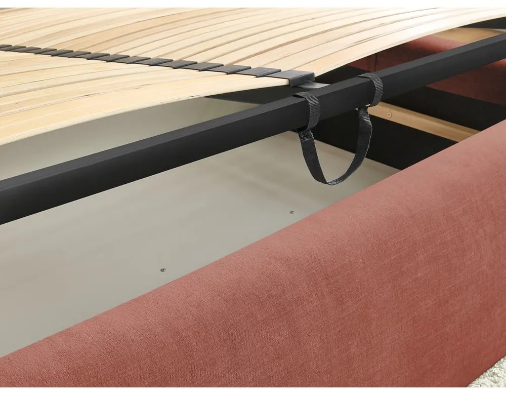 Oranžová čalúnená dvojlôžková posteľ s úložným priestorom s roštom 160x200 cm Vernon – Bobochic Paris