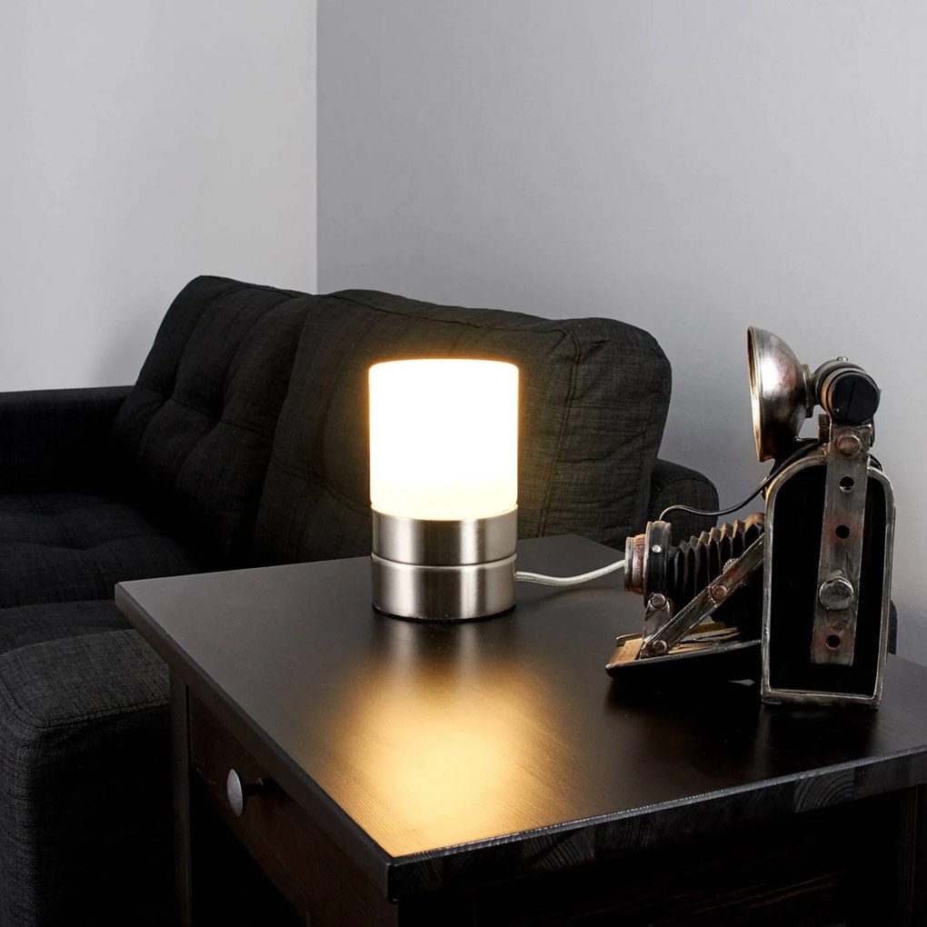 Sevda – stolová lampa v tvare valca