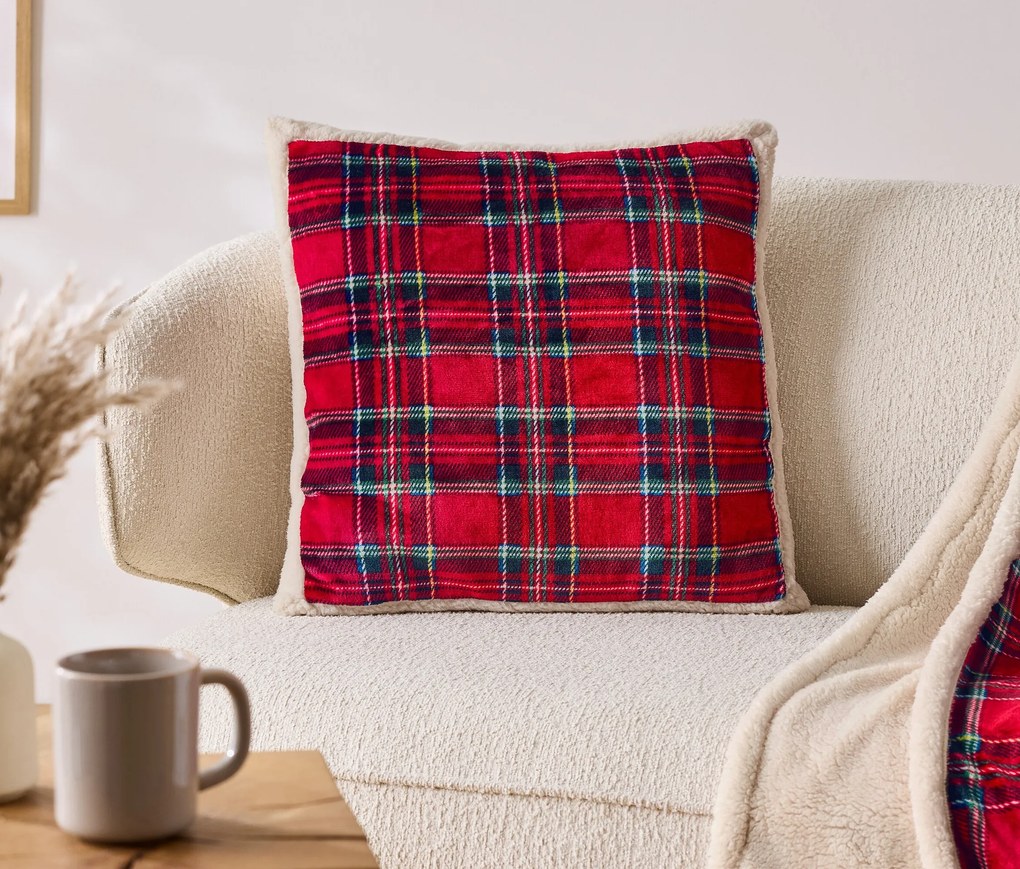 Károvaný plyšový dekoračný vankúšik
