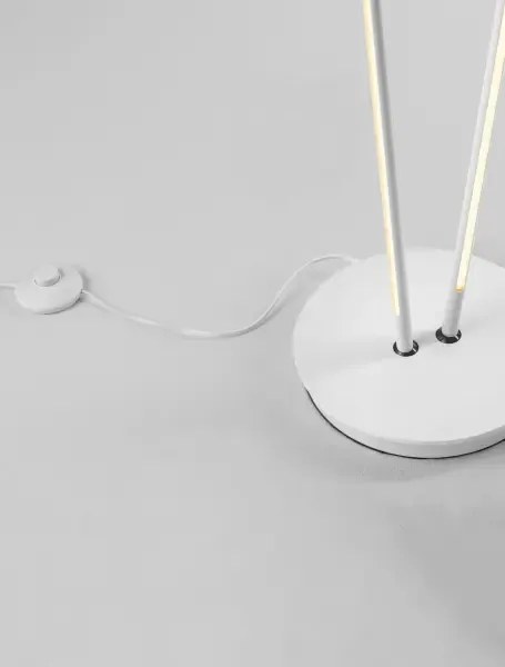 LED stmievateľná biela stojaca lampa Intec
