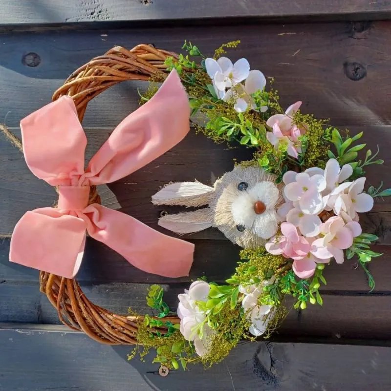 DECOLED Velikonoční věnec ve tvaru srdce, prům. 28x8x28 cm, proutí, květy a zajíc