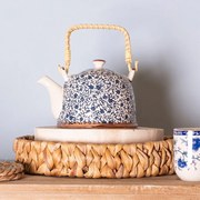 Drevená podložka pod riad na nožičkách - Ø 18 * 6 cm