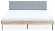 Sivá/prírodná čalúnená dvojlôžková posteľ z dubového dreva 140x200 cm Fawn - Gazzda