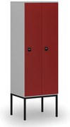 Drevená šatníková skrinka S4 s podnožou, 2 oddiely, 1871 x 600 x 500 mm, demont, RFID zámok, sivá / červená