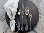 4-dielna zlatá sada príboru Nordique - 23cm