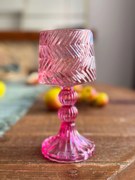 Sklenený svietnik na nohe Variant: B