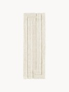 Behúň s vysokým vlasom a reliéfnou štruktúrou Genève