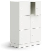 Priehradková skriňa QBUS, 6 uzamykateľných priehradiek, so soklom, 1252x800x420 mm, biela