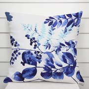 Biante Bavlnená obliečka na vankúš Sandra SA-605 Modrý eukalyptus na bielom 45 x 45 cm