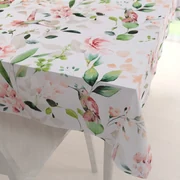 Biante Bavlnený obdĺžnikový obrus Sandra SA-432 Vtáci medzi kvetmi 50x100 cm