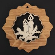 AMADEA Drevená ozdoba z masívu s vkladom - vločka so sviečkami 7 cm