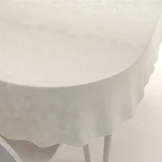 Biante Teflónový oválny obrus TF-065 Listy na režnom 50x100 cm